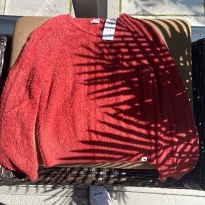 Abercrombie and fitch kids size 11/12 girls sweater. New with tags.
